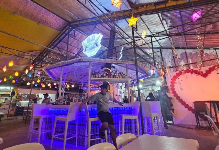 1911 Restobar Boracay 1 768x528